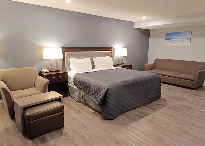 First Canada Hotel Cornwall Hwy 401 On